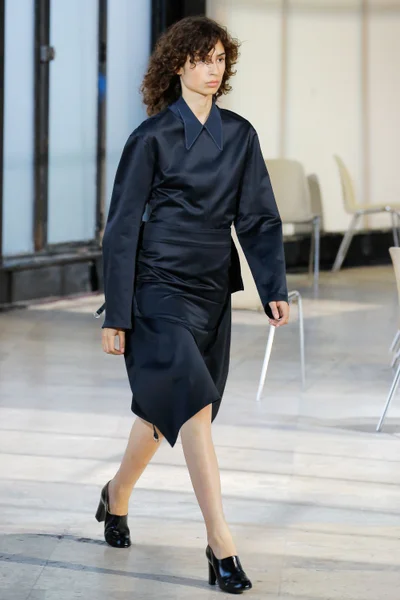 Look 11
